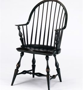 Continuous Arm Chair