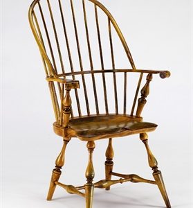 High Back New England Bow Arm