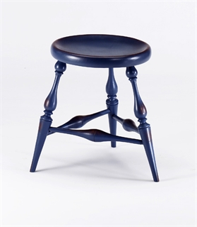 18" Tri-Legged Stool