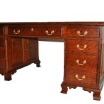 paneled-desk